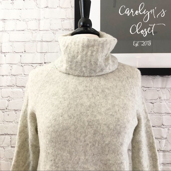 SOLD 🖤Aritzia Community Plutarch Turtleneck swea - Picture 5 of 8